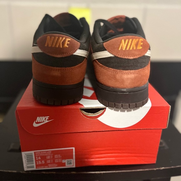 Nike Dunk Red Panda - Picture 5 of 6